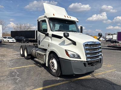 Used 2020 Freightliner Cascadia Cummins X15 Semi Truck for sale #338542 - photo 1