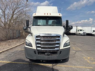 Used 2020 Freightliner Cascadia Cummins X15 Semi Truck for sale #338542 - photo 2
