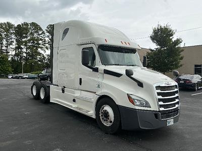 Used 2020 Freightliner Cascadia Cummins X15 Semi Truck with Sleeper Cab for sale #338560 - photo 1