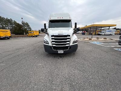 Used 2020 Freightliner Cascadia - photo 1