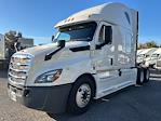 Used 2020 Freightliner Cascadia Cummins X15 Semi Truck with Sleeper Cab for sale #338611 - photo 3