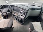 Used 2020 Freightliner Cascadia Cummins X15 Semi Truck with Sleeper Cab for sale #338736 - photo 12
