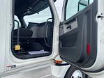 Used 2020 Freightliner Cascadia Cummins X15 Semi Truck with Sleeper Cab for sale #338737 - photo 13