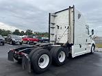 Used 2020 Freightliner Cascadia Cummins X15 Semi Truck with Sleeper Cab for sale #338737 - photo 7