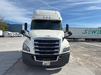 Used 2020 Freightliner Cascadia Cummins X15 Semi Truck with Sleeper Cab for sale #338763 - photo 2