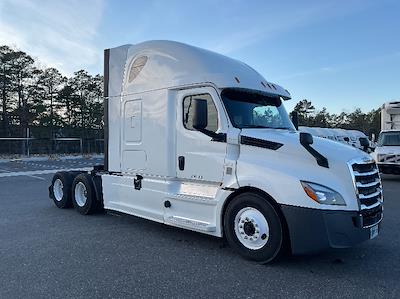 Used 2020 Freightliner Cascadia Cummins X15 Semi Truck with Sleeper Cab for sale #338781 - photo 1