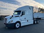 Used 2020 Freightliner Cascadia Cummins X15 Semi Truck with Sleeper Cab for sale #338781 - photo 3