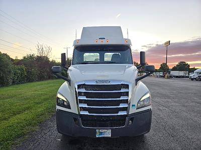 Used 2020 Freightliner Cascadia Detroit DD13 Semi Truck for sale #338813 - photo 2