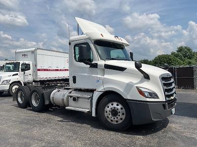Used 2020 Freightliner Cascadia Detroit DD13 Semi Truck for sale #338817 - photo 1