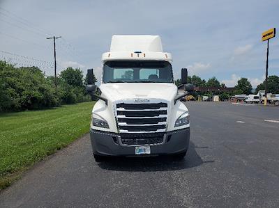 Used 2020 Freightliner Cascadia - photo 1