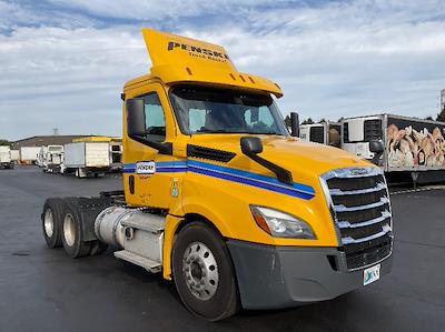 Used 2020 Freightliner Cascadia Detroit DD13 Semi Truck for sale #338845 - photo 1