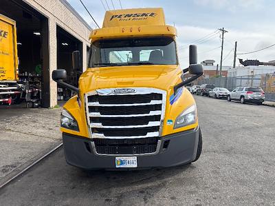 Used 2020 Freightliner Cascadia Detroit DD13 Semi Truck for sale #338846 - photo 2