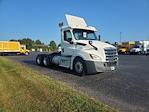 Used 2020 Freightliner Cascadia Detroit DD13 Semi Truck for sale #338871 - photo 1