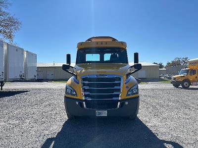 Used 2020 Freightliner Cascadia Detroit DD13 Semi Truck for sale #338872 - photo 2