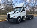 Used 2020 Freightliner Cascadia Detroit DD13 Semi Truck for sale #338876 - photo 3