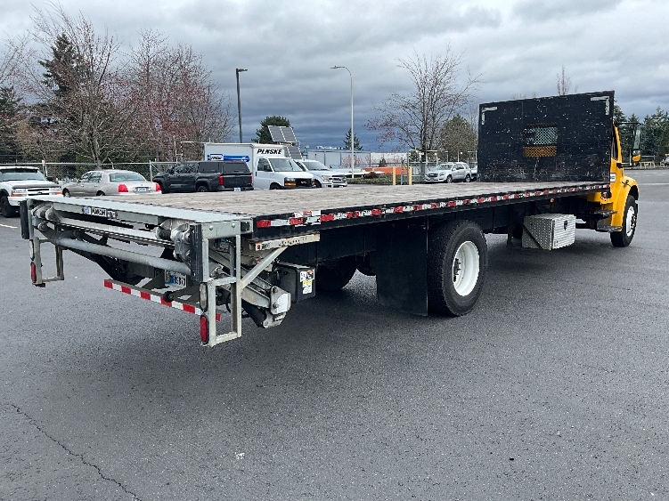 Used 2020 Freightliner M2 106 - photo 15