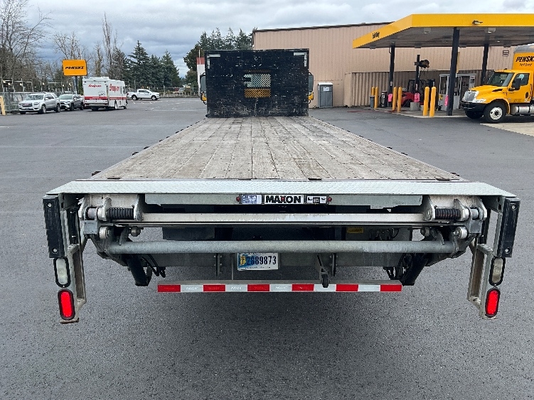 Used 2020 Freightliner M2 106 - photo 10