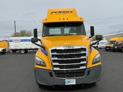 Used 2020 Freightliner Cascadia - photo 1