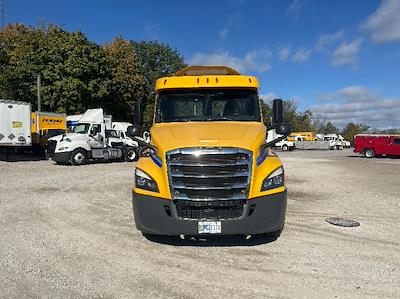 Used 2020 Freightliner Cascadia Detroit DD13 Semi Truck for sale #340172 - photo 2