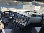 Used 2020 Freightliner Cascadia Cummins X15 Semi Truck with Sleeper Cab for sale #340980 - photo 12
