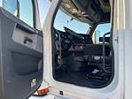 Used 2020 Freightliner Cascadia Cummins X15 Semi Truck with Sleeper Cab for sale #341000 - photo 9