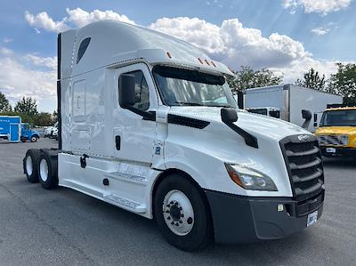 Used 2020 Freightliner Cascadia Cummins X15 Semi Truck with Sleeper Cab for sale #341050 - photo 1