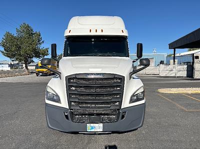 Used 2020 Freightliner Cascadia Cummins X15 Semi Truck with Sleeper Cab for sale #341059 - photo 2
