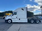 Used 2020 Freightliner Cascadia Cummins X15 Semi Truck with Sleeper Cab for sale #341083 - photo 4