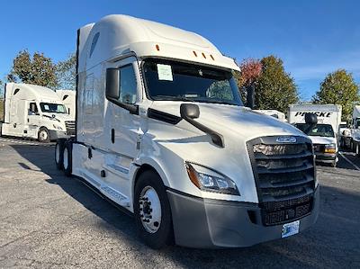 Used 2020 Freightliner Cascadia Cummins X15 Semi Truck with Sleeper Cab for sale #341086 - photo 1