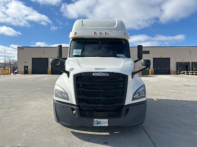 Used 2020 Freightliner Cascadia Cummins X15 Semi Truck with Sleeper Cab for sale #341093 - photo 2