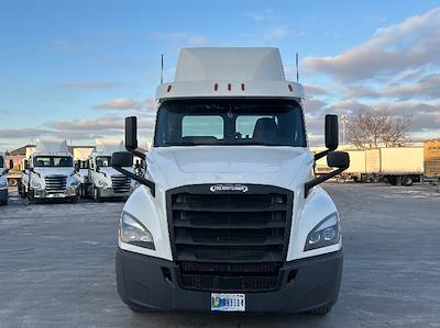 Used 2020 Freightliner Cascadia Cummins X15 Semi Truck for sale #341276 - photo 2