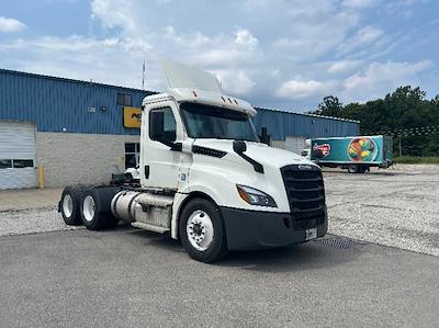 Used 2020 Freightliner Cascadia Cummins X15 Semi Truck for sale #341282 - photo 1