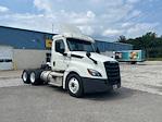 Used 2020 Freightliner Cascadia Cummins X15 Semi Truck for sale #341282 - photo 1