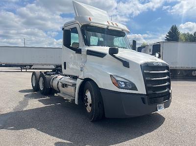 Used 2020 Freightliner Cascadia Cummins X15 Semi Truck for sale #341292 - photo 1