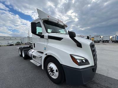 Used 2020 Freightliner Cascadia Cummins X15 Semi Truck for sale #341308 - photo 1