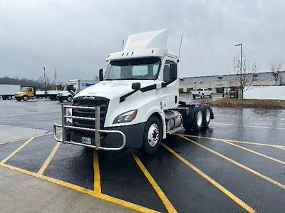 Used 2020 Freightliner Cascadia Cummins X15 Semi Truck for sale #341320 - photo 2
