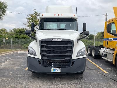 Used 2020 Freightliner Cascadia Cummins X15 Semi Truck for sale #341399 - photo 2