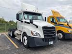 Used 2020 Freightliner Cascadia Cummins X15 Semi Truck for sale #341399 - photo 1