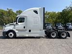 Used 2020 Freightliner Cascadia Cummins X15 Semi Truck with Sleeper Cab for sale #341587 - photo 4