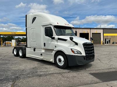 Used 2020 Freightliner Cascadia Cummins X15 Semi Truck with Sleeper Cab for sale #341588 - photo 1