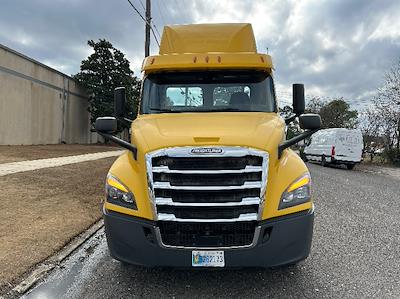 Used 2020 Freightliner Cascadia Detroit DD13 Semi Truck for sale #341752 - photo 2