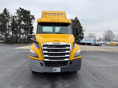 Used 2020 Freightliner Cascadia Detroit DD13 Semi Truck for sale #341790 - photo 2