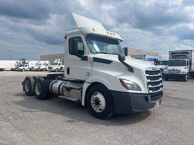 Used 2020 Freightliner Cascadia Detroit DD13 Semi Truck for sale #341849 - photo 1