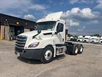 Used 2020 Freightliner Cascadia Detroit DD13 Semi Truck for sale #341849 - photo 5