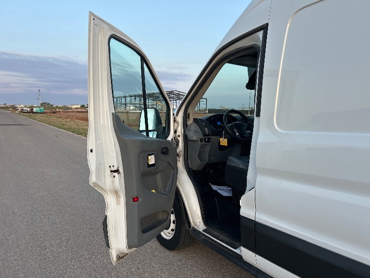 Used 2019 Ford Transit 250 - photo 15