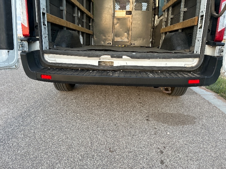 Used 2019 Ford Transit 250 - photo 8