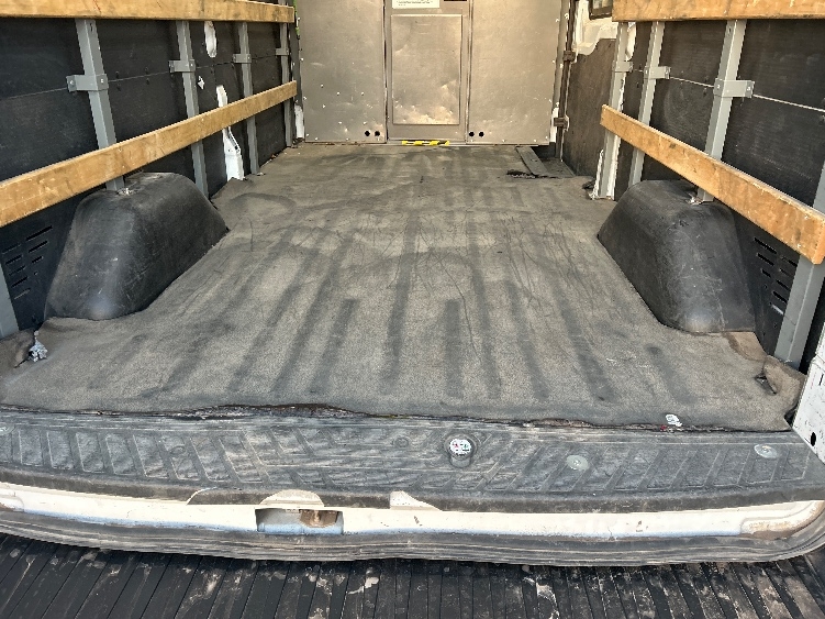 Used 2019 Ford Transit 250 - photo 9