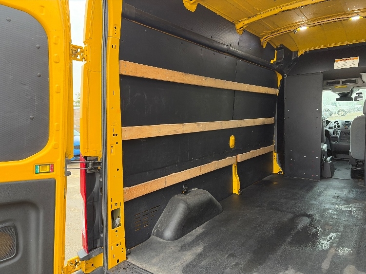 Used 2019 Ford Transit 250 - photo 13