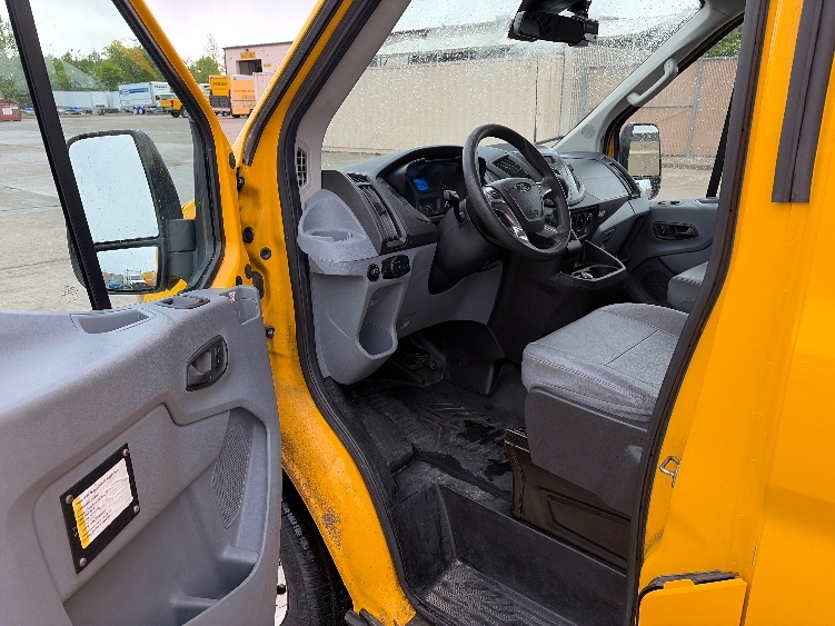 Used 2019 Ford Transit 250 - photo 18
