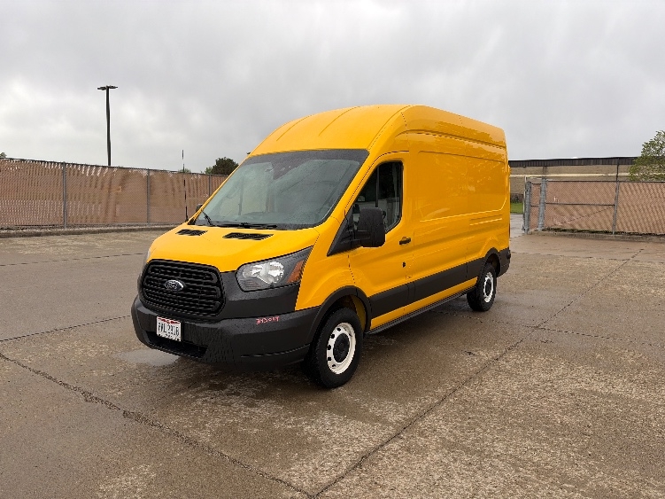 Used 2019 Ford Transit 250 - photo 5